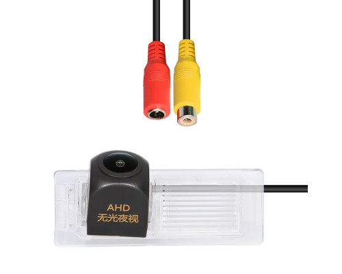 Автомобильная камера заднего вида Chevrolet  Aveo Cruze 2012 (2816)