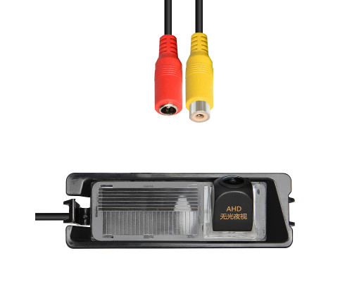 Автомобильная камера заднего вида Nissan March Micra 2010+ Renault Pulse 2010+ (4556)