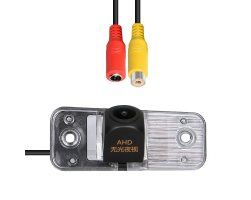 Автомобильная камера заднего вида Hyundai Santa Fe 2007-2012 (4530)